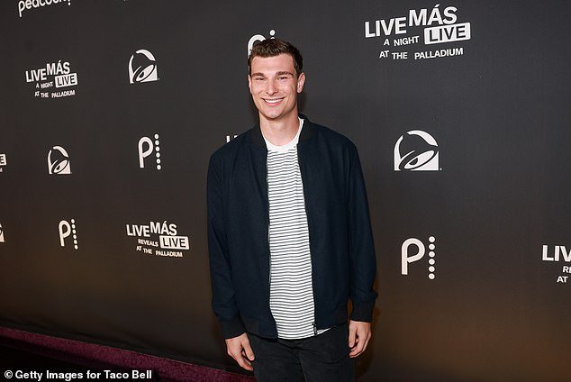 Las preocupaciones de Fernando Mendoza aumentan a medida que el entrenador de la NFL nombra al mejor mariscal de campo en el próximo draft.