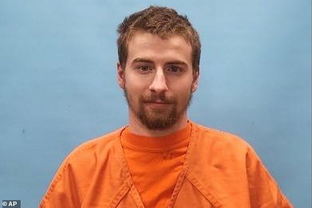 Un tiroteo aleatorio cerca de un parque de Utah deja tres mujeres muertas mientras un insensible sospechoso afirma que los asesinatos “tenían que hacerse”