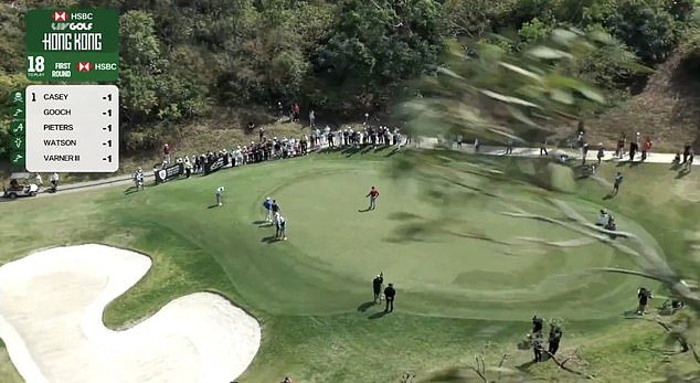 Un repentino accidente de un dron detiene el evento de golf LIV en Hong Kong mientras Sergio García se distrae tratando de alinear un putt