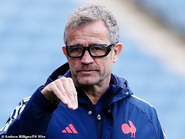 “Francia es un equipo brillante… pero tenemos que hacerlos INCOMODOS”, dice el capitán de Escocia, Sione Tuipulotu (¡y no se refería a los vestuarios!)