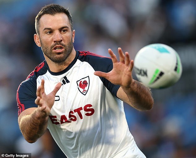 Los Sydney Roosters están enviando un mensaje a los fanáticos demasiado entusiastas después de que las estrellas fueran amenazadas de muerte luego de una gran derrota ante los Warriors.