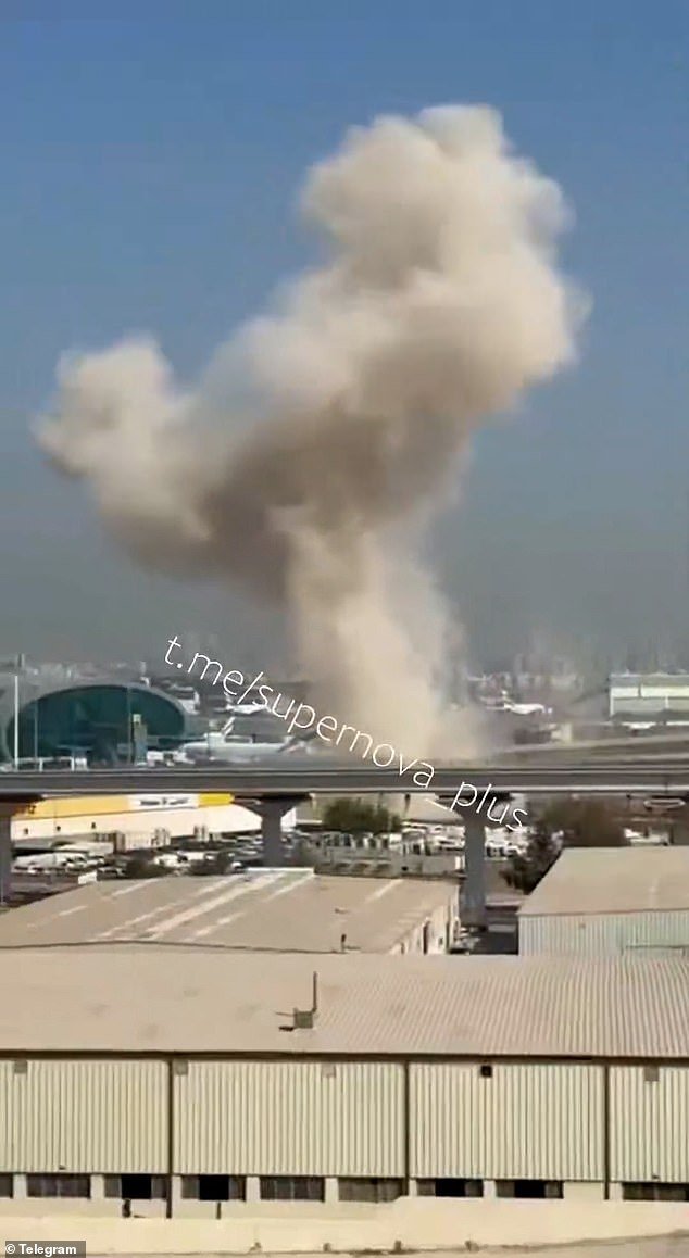 Aeropuerto de Dubai alcanzado por un dron iraní: explosión masiva mientras los pasajeros listos para volar son expulsados de los aviones y las terminales son evacuadas