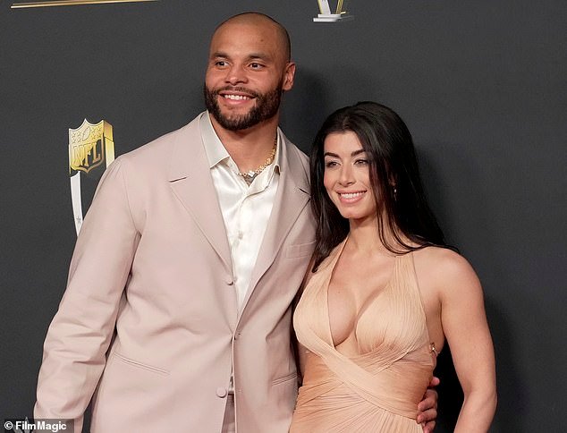 Dak Prescott y su prometida Sarah Jane Ramos cancelaron oficialmente su lujosa boda en el Lago Como mientras informan a los invitados de una “decisión difícil”.