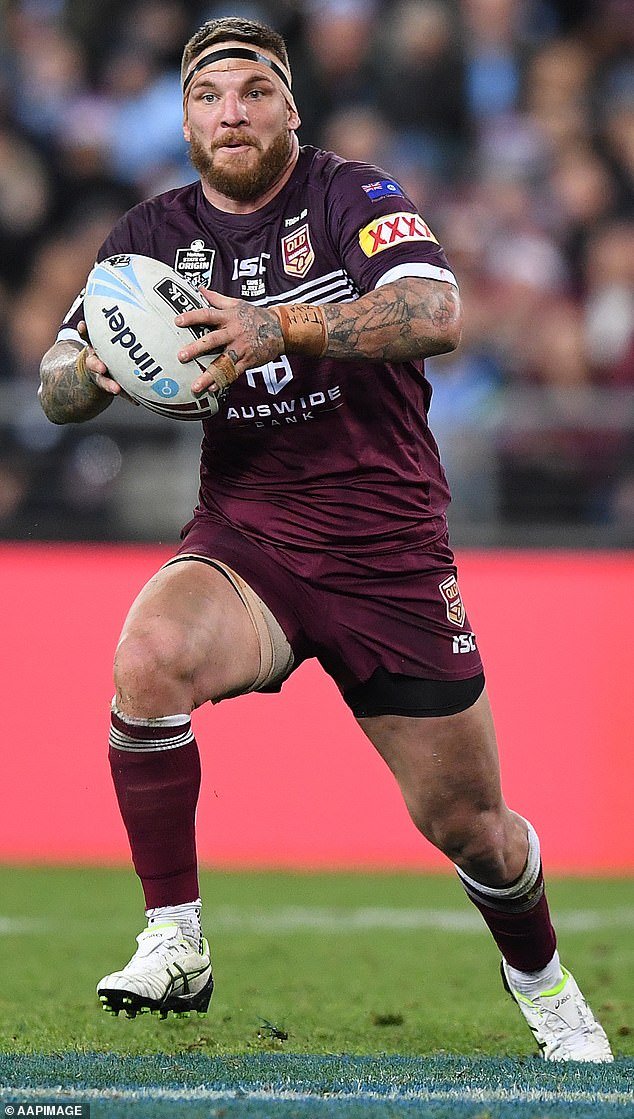 Por qué los abogados quieren que se examine a un niño pequeño después de que supuestamente fue estrangulado y atacado por una estrella del fútbol