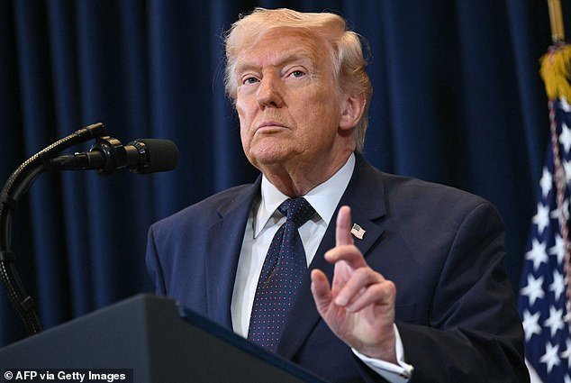 Trump dice que el cierre del DHS por parte de los demócratas está deteniendo las investigaciones sobre posibles células durmientes iraníes