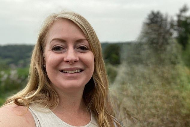 En la foto: Gerente de cuentas de Microsoft encontrado ahogado en un club privado en el río Támesis: hombre de 44 años acusado de asesinato