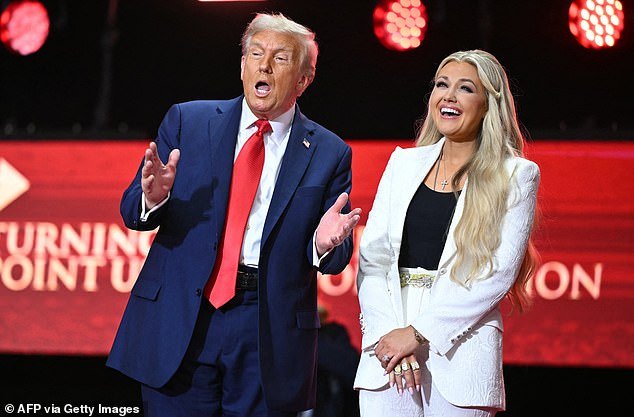 Trump nombra a Erika Kirk para la influyente junta directiva de la Fuerza Aérea