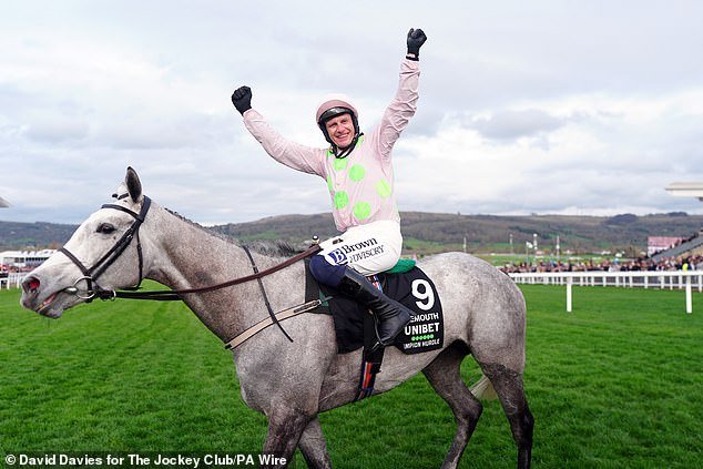 Lossiemouth gana el Champion Hurdle el primer día del Festival de Cheltenham bajo el liderazgo de Paul Townend, después de una decisión magistral del entrenador Willie Mullins a medio galope