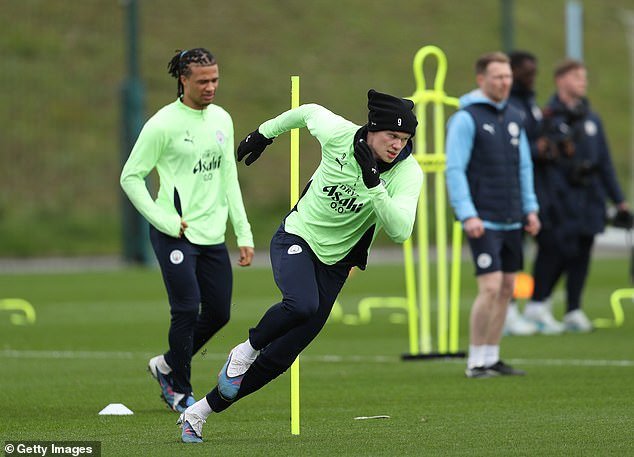 Pep Guardiola envía un mensaje a sus estrellas del Manchester City antes del crucial duelo contra el Real Madrid en el pebetero del Bernabéu