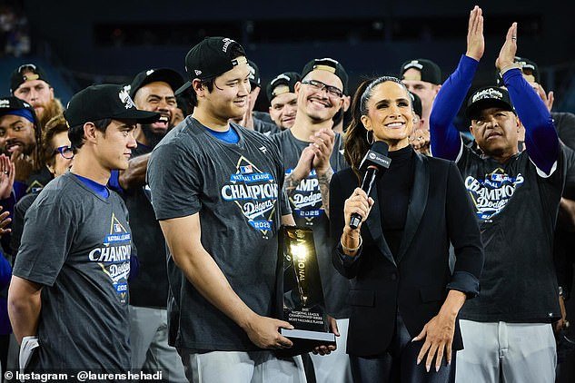 El glamoroso reportero de béisbol consigue un nuevo rol sorpresa en Netflix mientras el gigante del streaming continúa invirtiendo mucho en deportes.