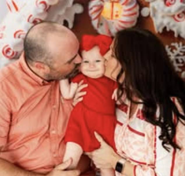 Actualización importante sobre la tragedia en la casa de Logan después de que la madre de 37 años y su hija de 11 meses fueran encontradas apuñaladas.