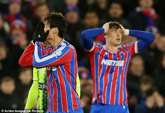 Crystal Palace se ve nuevamente frustrado por el AEK Larnaca en un frustrante punto muerto en la Conference League mientras un problema familiar afecta al equipo de Oliver Glasner, escribe WILL PICKWORTH