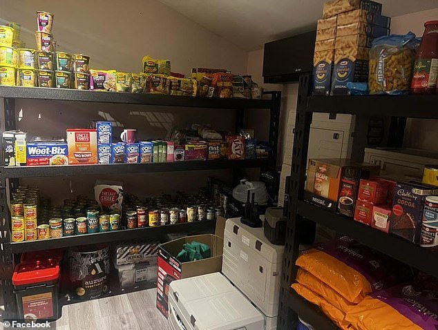 Cómo los australianos están imitando los preparativos apocalípticos todos los días a medida que se intensifica la crisis en Oriente Medio, pero NO es la guerra geopolítica lo que más les preocupa