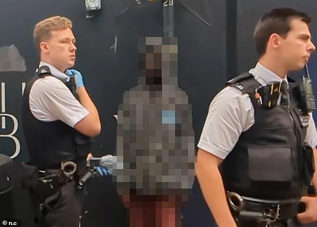 Migrante del hotel de asilo que aterrorizó a una mujer ciega cuando irrumpió en su casa es liberado por la policía por falta de pruebas