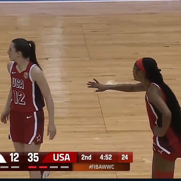 Caitlin Clark parece abusar brutalmente de su rival de la WNBA, Angel Reese, durante el partido del equipo de EE. UU…. mientras Dave Portnoy sube al estrado