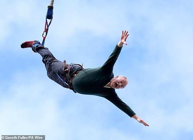 Los demócratas liberales furiosos le están diciendo a Sir Ed Davey que “deje atrás el acto de payaso” después de que los Verdes superaran al partido.