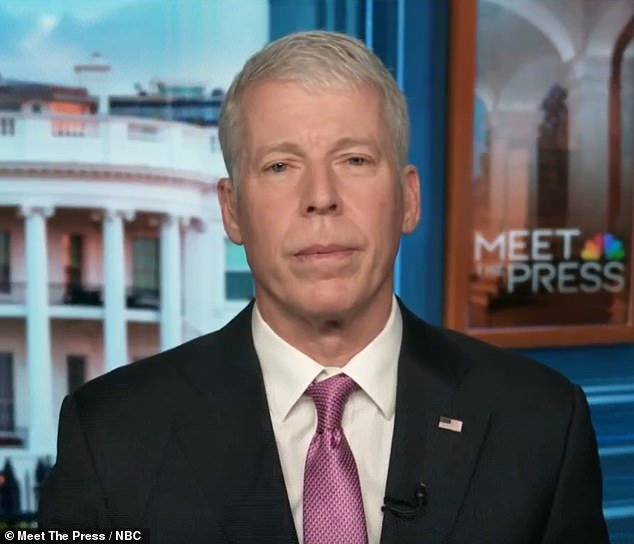 El jefe de energía de Trump promete precios baratos del gas después de que termine la guerra con Irán “en unas pocas semanas” mientras critica a los demócratas por bloquear la nueva producción de petróleo.