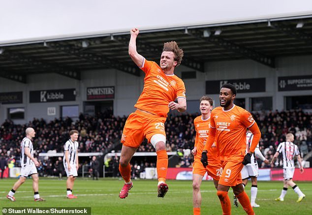 ST MIRREN 0 RANGERS 1 Tuur Rommens anota un hermoso gol, pero esta fue la victoria más fea para los hombres de Danny Rohl mientras mantienen sus esperanzas de título encarriladas.