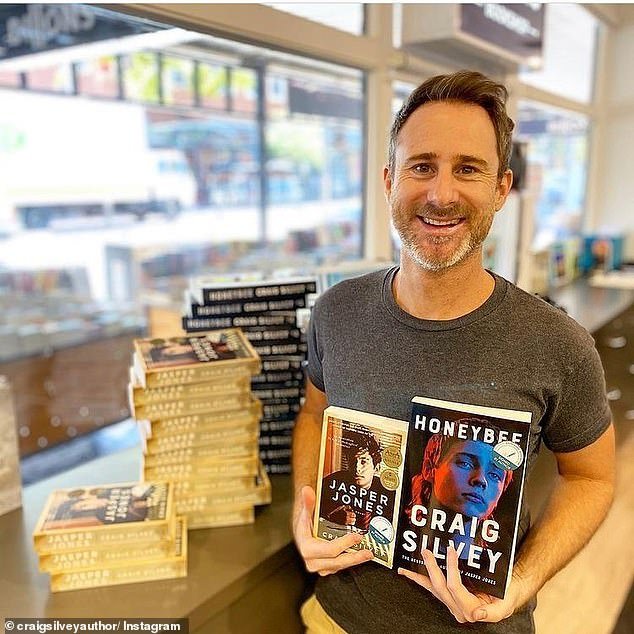 El exitoso autor Craig Silvey es nuevamente acusado de explotación infantil: la policía afirma que no actuó solo