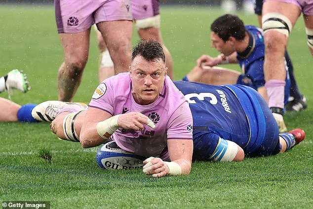 Fue un coloso en las victorias contra Inglaterra y Francia. Ahora Escocia (y los Glasgow Warriors) se enfrentan a la pérdida de Jack Dempsey. ¿Cómo pudieron dejarlo escapar?