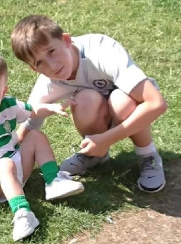 Niño que se ahogó el día del río ‘no podía nadar 33 pies sin ayuda’