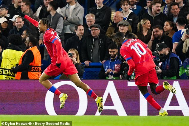 La caótica derrota global del Chelsea por 8-2 ante el despiadado e implacable PSG fue brutal y demostró lo desarticulados que están en realidad, escribe RIATH AL-SAMARRAI