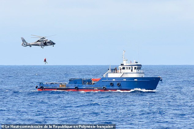 Atrapado en el mar en un ‘barco de cocaína’: la tripulación de narcotraficantes se vio obligada a hacer una llamada de socorro desesperada, lo que obligó a la respuesta de la policía de Nueva Gales del Sur
