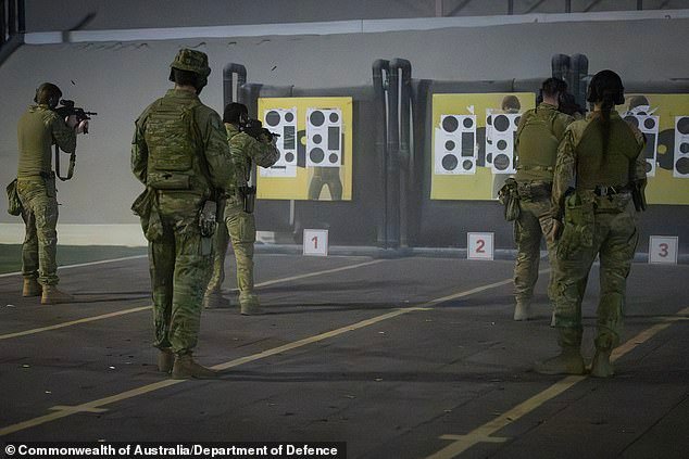 En una escalada aterradora, la sede australiana en Medio Oriente fue alcanzada por un proyectil iraní