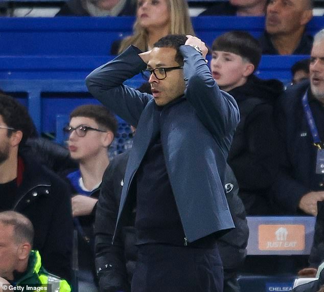 Los lunares del Chelsea no tienen nada que ver con la humillación de la Liga de Campeones: a mí también me enviaron mensajes del equipo… y he aquí por qué no marcó mucha diferencia contra el PSG, escribe KIERAN GILL