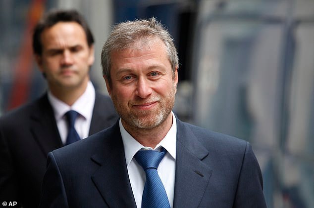 El gobierno quiere demandar a Roman Abramovich por las ganancias de la venta de Chelsea por 2.400 millones de libras después de que perdió “la última oportunidad” de liberar dinero para ayudar a las víctimas de la guerra en Ucrania.
