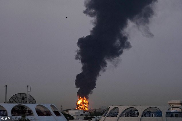 La guerra de Irán desencadena un shock hipotecario para millones de personas: la escalada del conflicto lleva a los prestamistas a cerrar acuerdos mientras los expertos advierten que los propietarios enfrentan pagos crecientes de £100 al mes