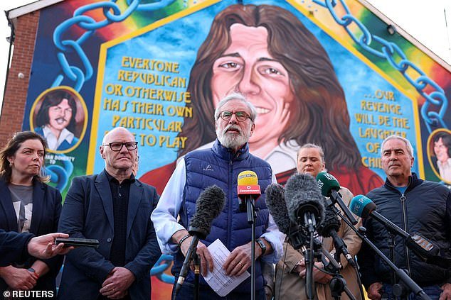 Las víctimas del IRA están ‘devastadas’ mientras el juicio de Gerry Adams se desploma en el caos: los abogados culpan a una serie de eventos ‘extraordinarios’ cuando el caso se abandona en el último minuto
