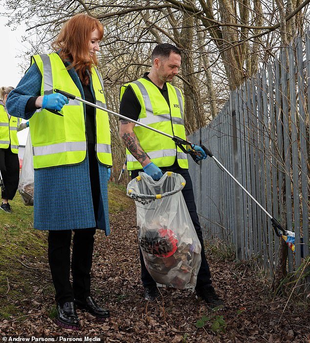 Los rebeldes laboristas amenazan con un enfrentamiento en la Cámara de los Comunes por la represión de la migración