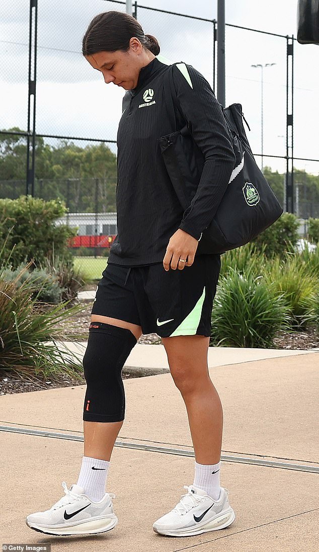 Sam Kerr abandona el campo de Matilda lesionado antes de la final de la Copa Asia contra Japón