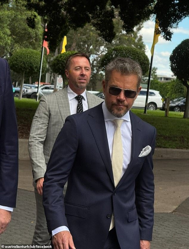 La estrella de cine Matt Damon lleva el estilo de Hollywood a Rosehill Gardens para el TAB Golden Slipper Day