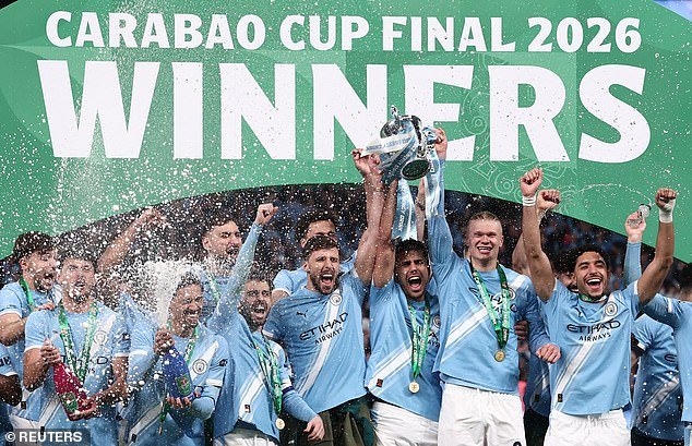 Final de la Copa Carabao CLASIFICACIONES DE LOS JUGADORES: ¿Qué estrella ocupada del Man City ‘problemó’ al Arsenal? ¿Quién tuvo problemas con la actuación “tranquila” en el estadio de Wembley? ¿Y de qué gran error se arrepentirá profundamente Mikel Arteta?