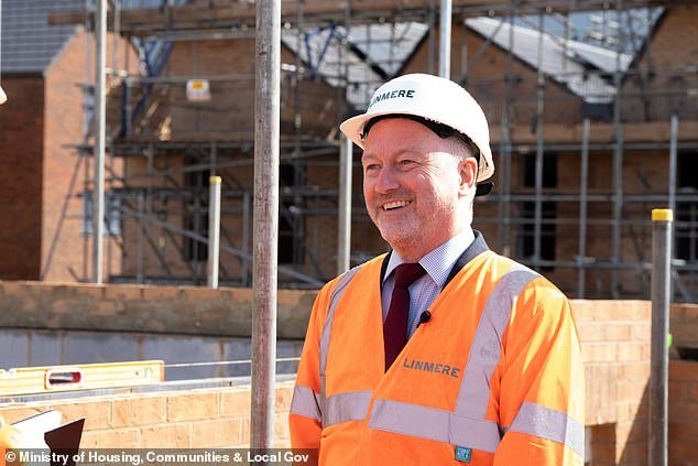 Siete nuevas ciudades están a punto de inundar la campiña británica. ¿Aparecerá alguna cerca de usted?