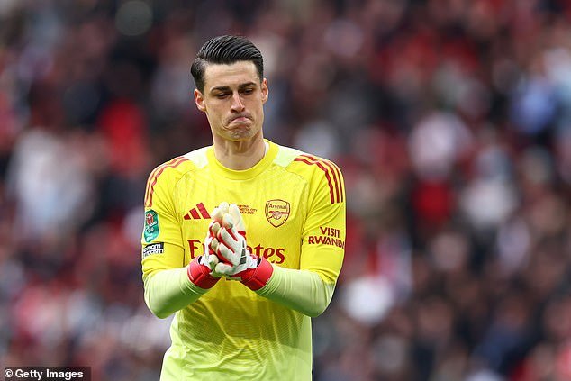 El gran debate del número 2: ¿La apuesta de Mikel Arteta por Kepa traicionó las esperanzas de trofeo del Arsenal? ¿Vale la pena correr el riesgo de utilizar un portero suplente? ¿Y los directivos deberían preocuparse por la lealtad de los jugadores o por proteger sus egos?