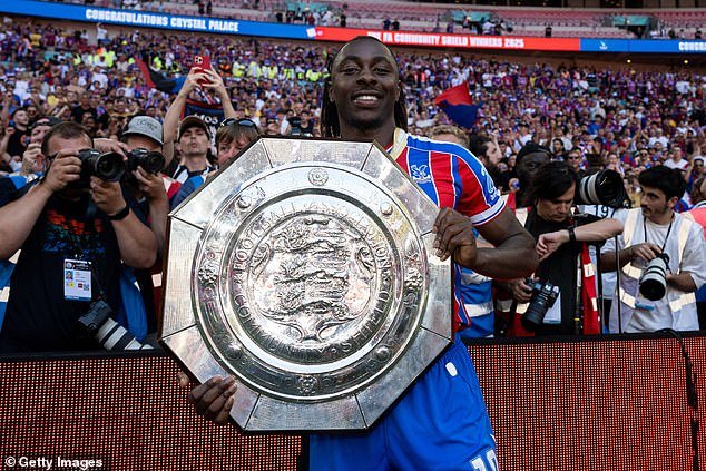 El Community Shield de la próxima temporada será expulsado de Wembley durante el concierto de Weeknd y trasladado a un estadio con capacidad para 74.000 personas.