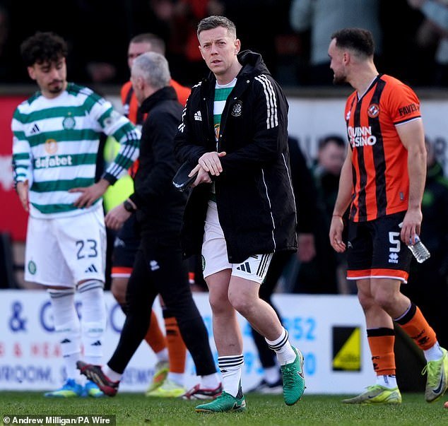 El capitán del Celtic, Callum McGregor, insta a sus compañeros a mantener la calma y seguir luchando después de su revés por el título en Tannadice.