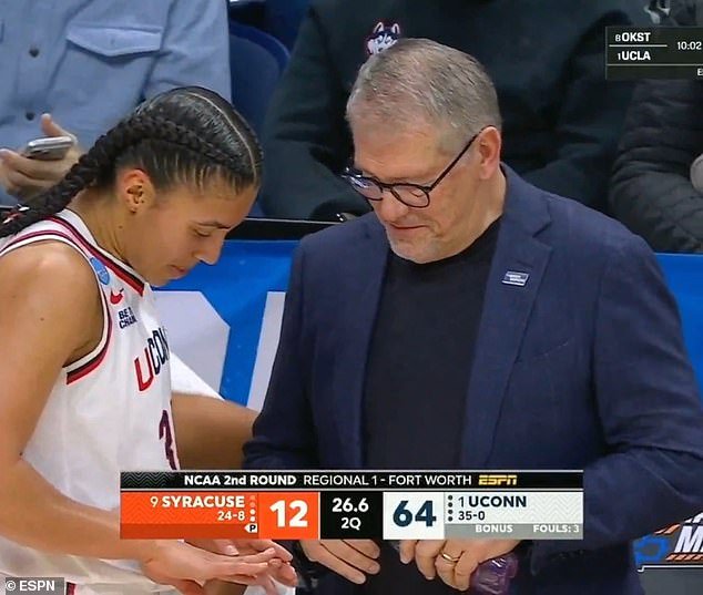 “Azzi Fudd de UConn pierde 34 puntos contra Syracuse en marzo”. Desastre loco después del consejo de manicura del entrenador Geno Auriemma