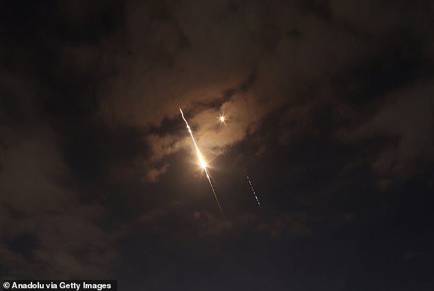 Irán “ha agotado sus últimos 1.000 misiles después de utilizar la mayoría de sus municiones para bombardear la región”