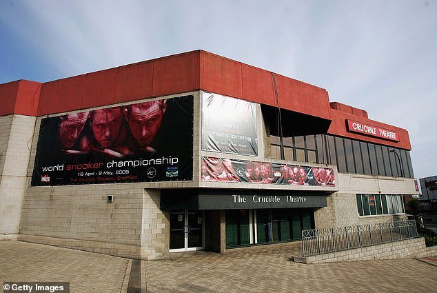 Los jefes de billar MANTENEN la Copa del Mundo en el histórico Crucible, con importantes mejoras por valor de £ 45 millones prometidas, a pesar de que Ronnie O’Sullivan calificó el evento de “circo” y respaldó la medida saudí.