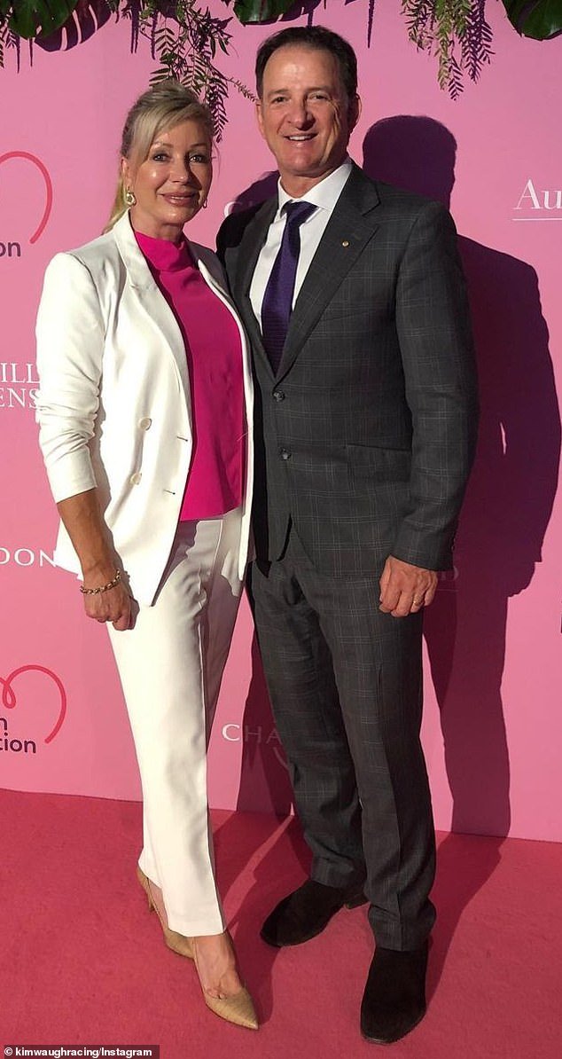 La esposa de la leyenda australiana del cricket Mark Waugh llama “animales” a los musulmanes que confrontaron a Anthony Albanese en un arrebato sorprendente.