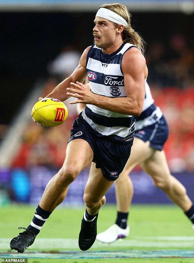 El rompecorazones del fútbol Bailey Smith está a punto de convertirse en comentarista de televisión, pero con un giro inusual