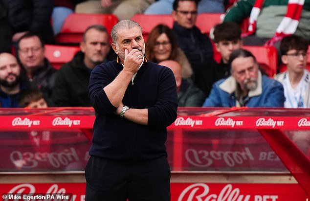 Ange Postecoglou revela nuevos detalles detrás del ‘brutal’ despido de Nottingham Forest apenas 18 MINUTOS después de la impactante derrota del Chelsea, y cómo casi hizo algo de lo que ‘lamentaría’