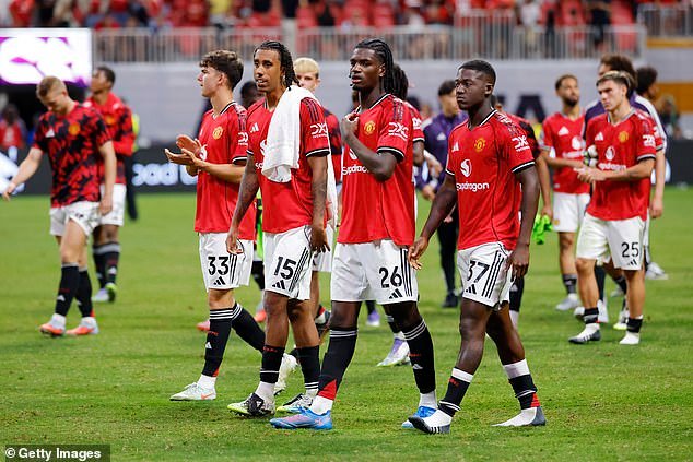 El joven del Manchester United está invitado a entrenar con la selección absoluta de Inglaterra tras una temporada impresionante