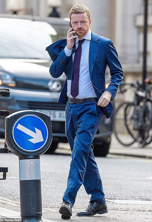 Tras la pista del ladrón de teléfonos de McSweeney: una escena del crimen repleta de más de 30 cámaras de timbre, pero la evidencia clave hace tiempo que desapareció… después de que un alto asistente de la policía dio una dirección falsa