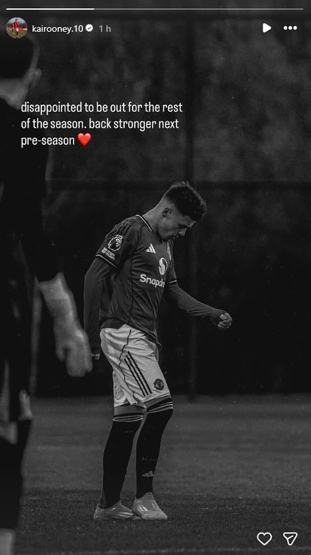 Kai, el hijo de Wayne Rooney, de 16 años, hace una desgarradora revelación de que estará fuera por el resto de la temporada después de comenzar su carrera con el Man United de manera prometedora.