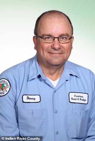 El triángulo amoroso de Florida termina en un doble asesinato: un marido celoso acusado de dispararle a la esposa de un empleado del condado y a su amante antes de huir al mar